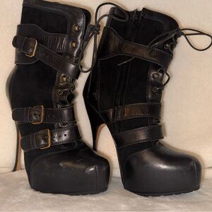 Brian Atwood Stylish Black Women's Boots 37.5 Rins small more like a 37